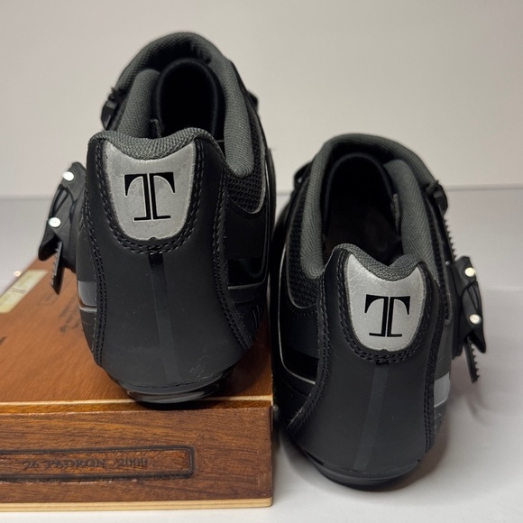 Tommaso Strada 200 cycling shoes, designed for road and indoor cycling main image 5